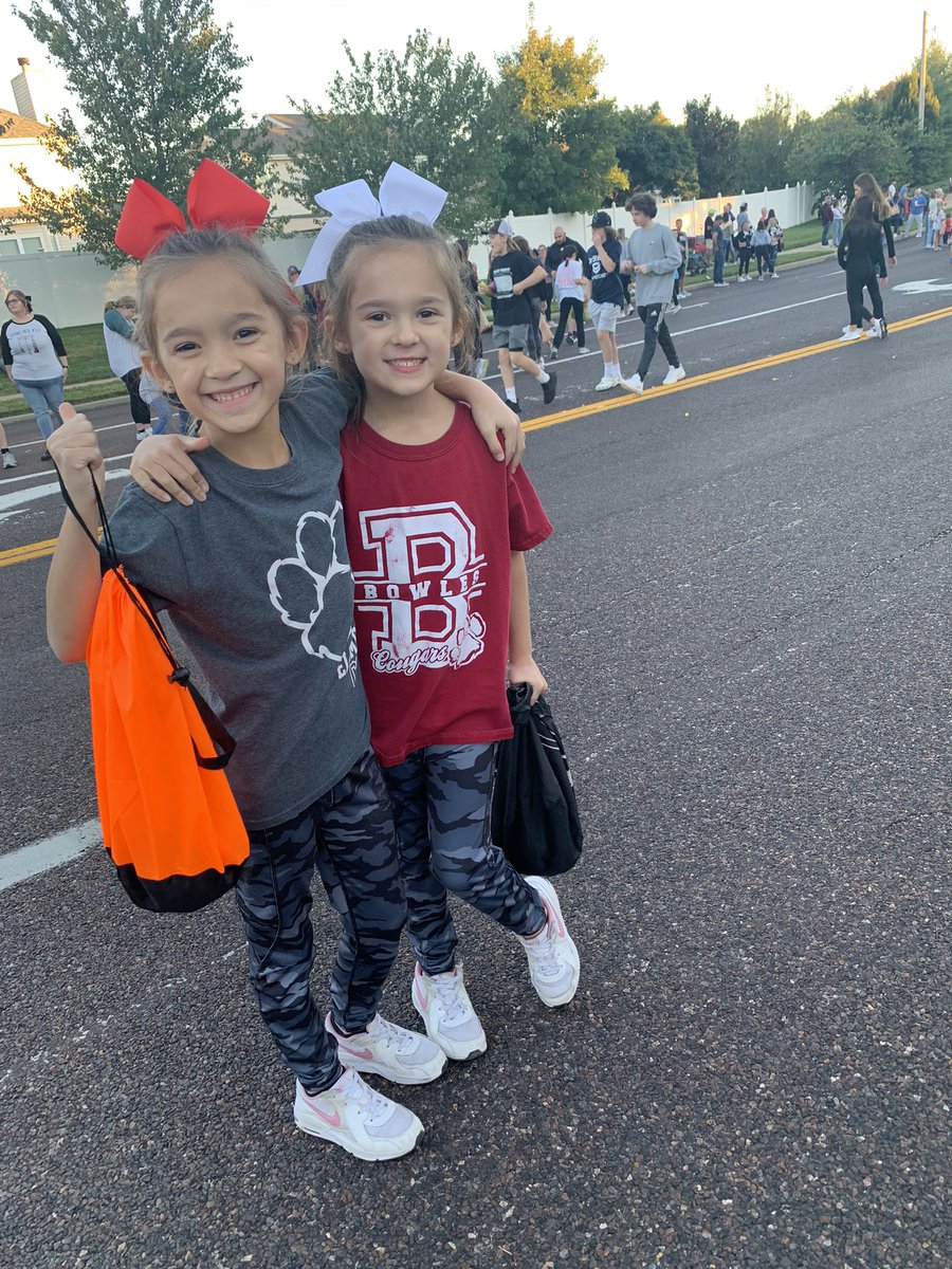 Rockwood Summit hoco!!! ❤️🖤❤️🖤❤️🖤 #wearerockwood #wearebowles <a href="/OneRockwood/">One Rockwood</a>  <a href="/RockwoodSupt/">Dr. Curtis Cain</a>
