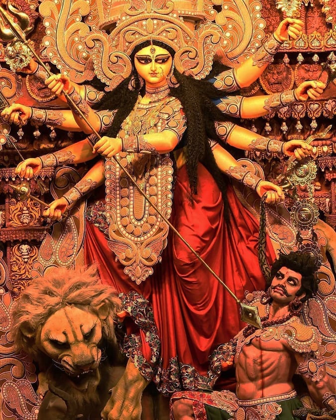RKGhoshBJP's tweet photo. "যা দেৱী সৰ্বভূতেষু শক্তিৰূপেন সংস্থিতা ।
নমঃতস্মৈ নমঃতস্মৈ নমঃতস্মৈ নমো নমঃ ।।"
শাৰদীয় দূর্গা পূজাৰ আন্তৰিক শুভেচ্ছা জ্ঞাপন কৰিলোঁ।দুৰ্গতি নাশিনী মা দূর্গাৰ আৰ্শীবাদত সকলোৰে জীৱন সুখ সমৃদ্ধিৰে ভৰি  পৰক। https://t.co/4iBGjAFON5