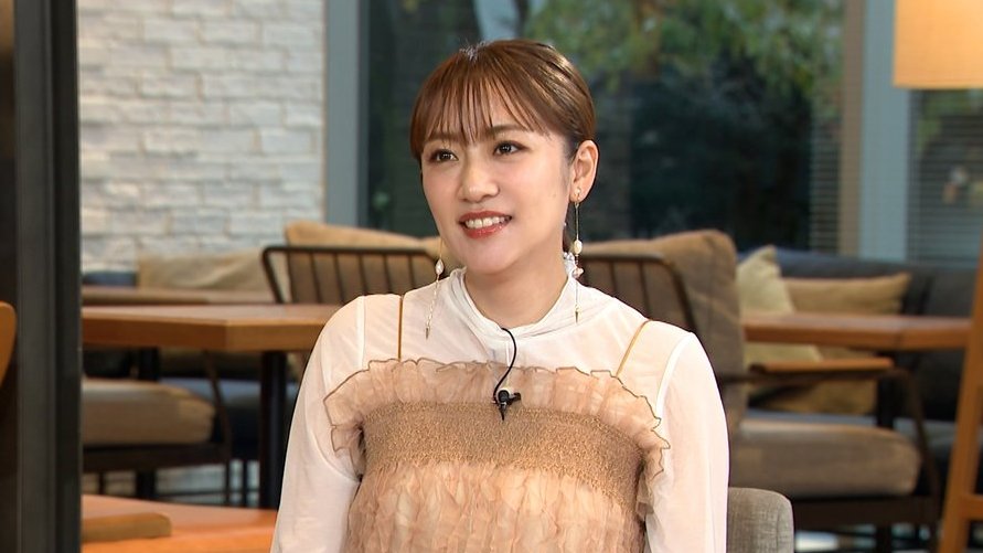 Fd8r1BvakAIyAwm?format=jpg&name=900x900