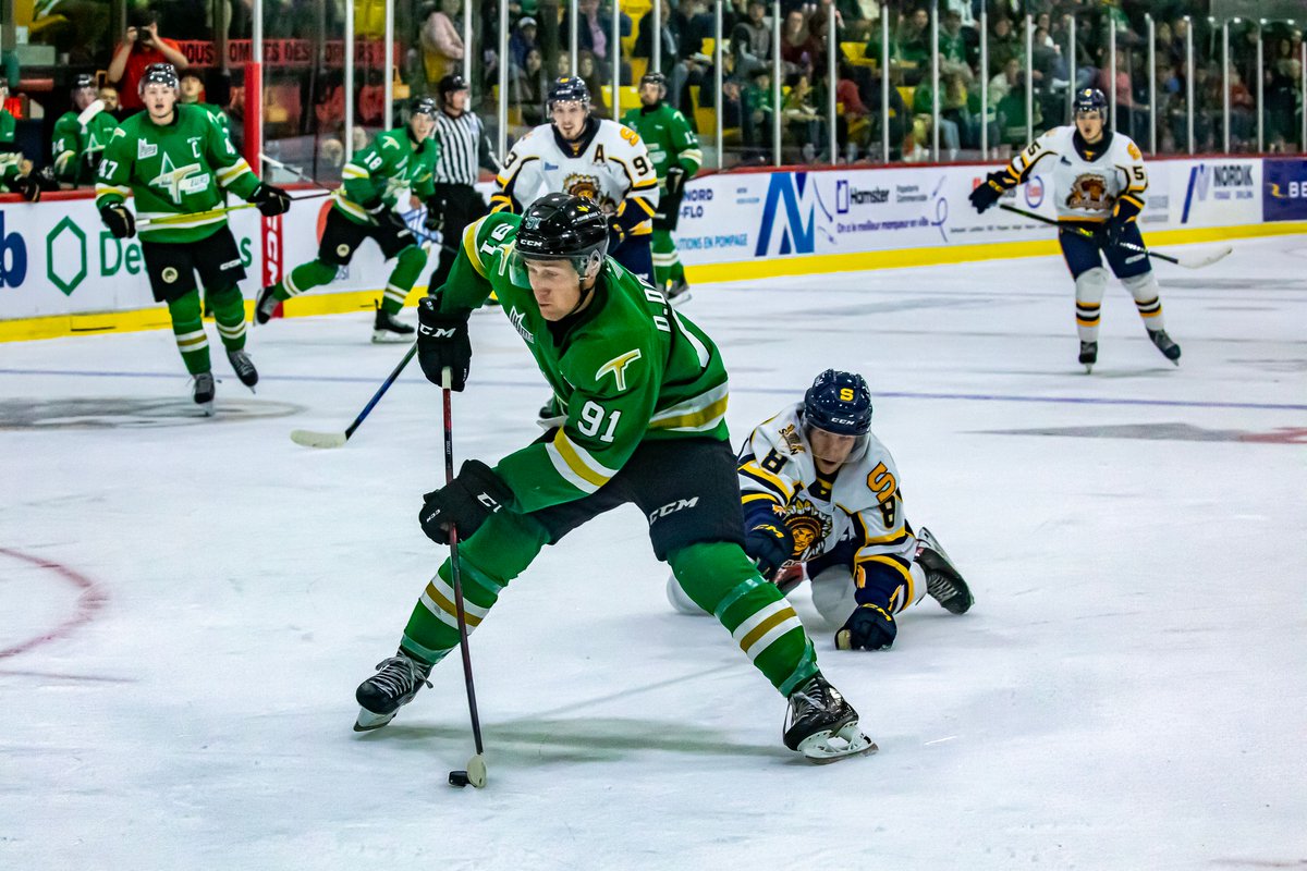 ForeursVD's tweet photo. Grosse victoire devant une imposante et bruyante foule à Val-d'Or! Merci et on se voit demain!

Les détails : https://t.co/TgrjM1ppi1

📸Dany Germain https://t.co/1w56t9wBdH