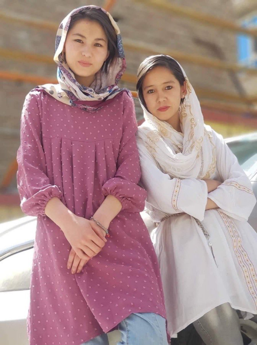 ZohalAzra's tweet image. I swallow my tears at work as I get more horrific updates from Dashti Barchi Kabul. Taliban are preventing people from donating blood to the severely injured children. This is Marzia and Haajar, two angels who are no longer with us 💔 #StopHazaraGenocide