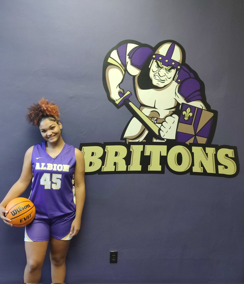 RaigenGolden's tweet photo. After a great visit I am extremely blessed to receive an offer to continue my athletic and academic career at Albion College!! Thank you @CoachdCarden and the womens basketball players for showing me around. 
@MIpremierbball 
@gowaverly 
@Esco_2381 
@gowaverly https://t.co/y1cY1LhV4y