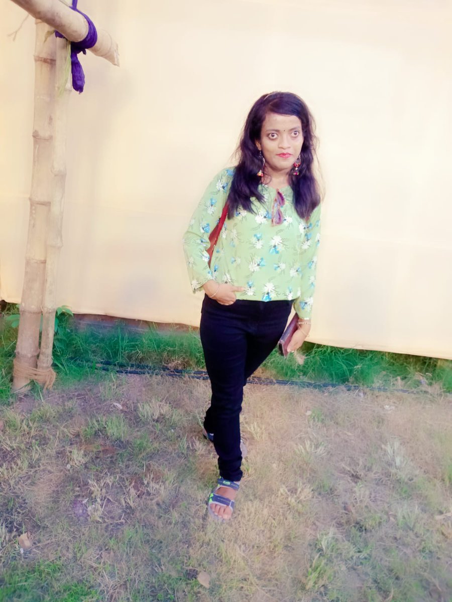 Shreya Banerjee (@shreyab99212586) on Twitter photo 