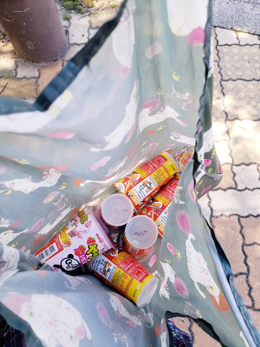 歯医者かえりにゲーセン!200円でいっぱいとれた- ̗̀ ෆ( ˶'ᵕ'˶)ෆ ̖́-わーい 