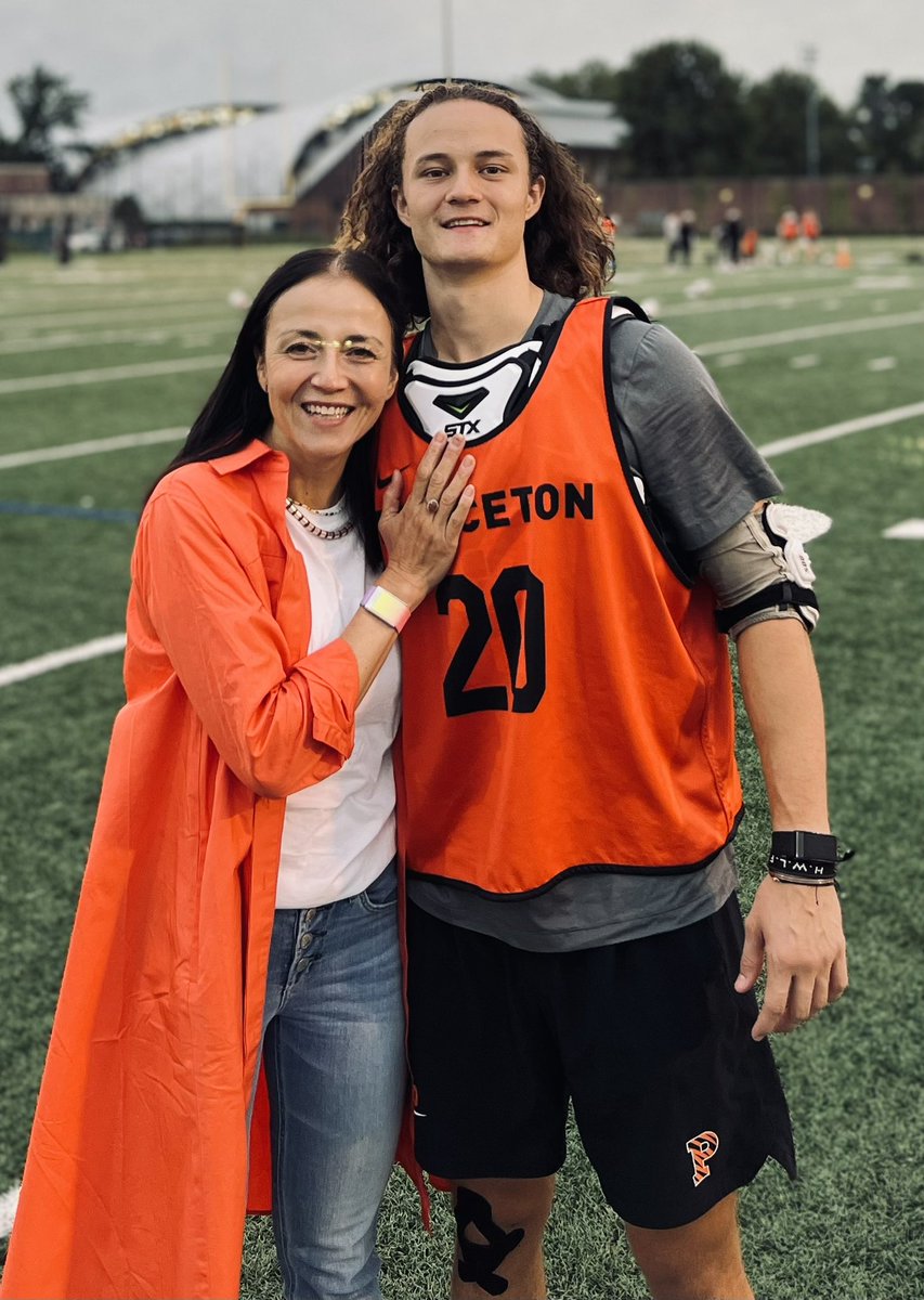 mikayamamoto11's tweet image. That moment when your kid shows you a thing or two about working hard and playing harder. #commitment