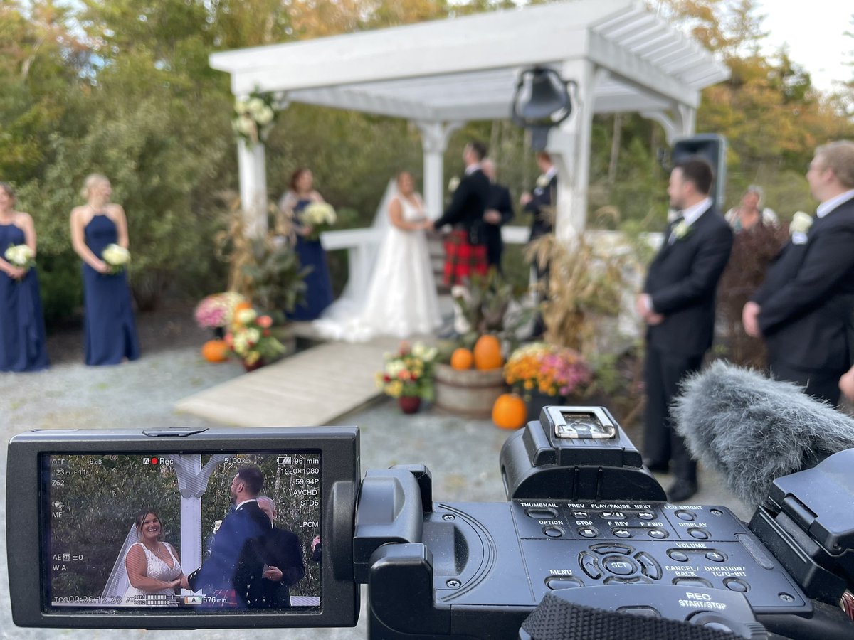 CreelmanVideo's tweet photo. Congrats to Danielle Comeau and Nick Wallace! Proud to be their videographer starting in Dewolf Park and ending at Hatfield Farm. Everyone had a fantastic time on a picture-perfect day. Have a great life together Mr. and Mrs. Wallace! #Halifaxwedding #creelmanvideoproductions https://t.co/i86xXJvc2J
