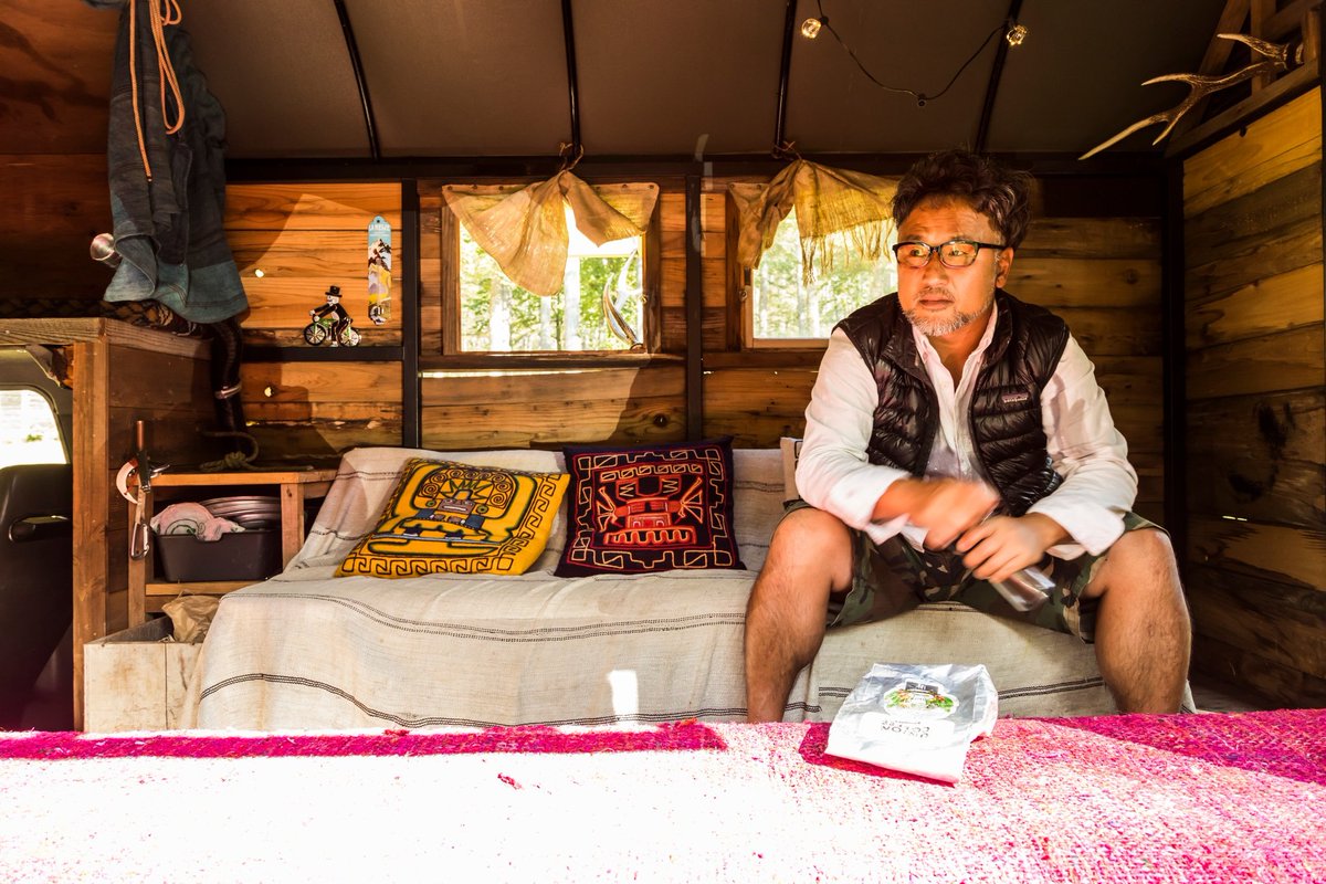 aso_vehicle's tweet image. 自分だけの空間を、バンライフ。
#isuzu #isuzurodeo #vanlife #tinyhouse #バンライフ #車中泊 #キャンパー #サンボキャラバン #戸隠イースタンキャンプ場 #タイニーハウス #いすゞロデオ #キャンピングカーのある生活 #動く家 #モーターホーム #モバイルハウス #outdoorあそびーくる