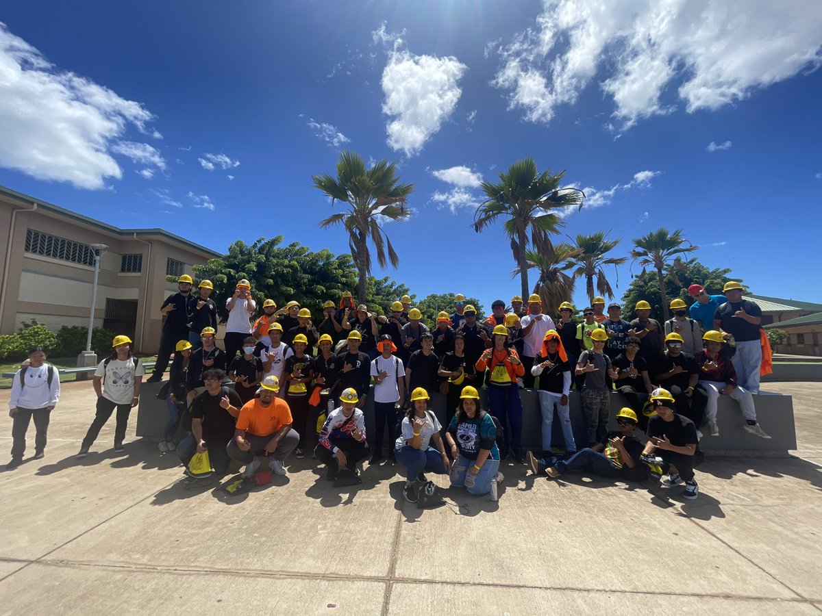 Kapolei High School Building &amp; Construction academy students enjoying their time and opportunity to learn the different trades and heavy machinery at the construction day at the Aloha Stadium. <a href="/Lead_HI/">Hawaii Certification Institute for School Leaders</a>