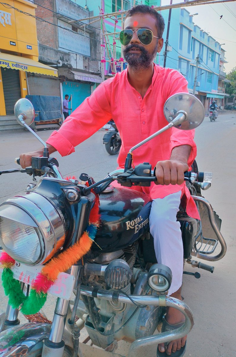ShreeTunna's tweet photo. हमें देख विरोधियों के चेहरे का नूर जायेगा!
सब्र रखिये जनाब हमारा भी दौर आयेगा !! https://t.co/uGRqYbT7hr