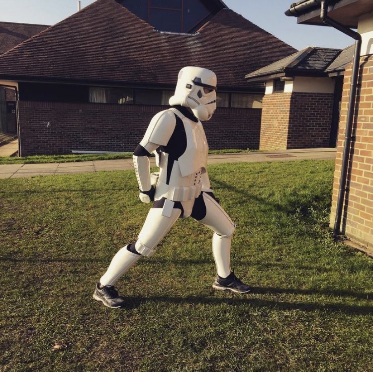 StormtrooperRun's tweet photo. @bobjmacd @LondonMarathon @MakeAWishUK @spreadasmileuk Thank you Bob. https://t.co/I8XMSUdr82