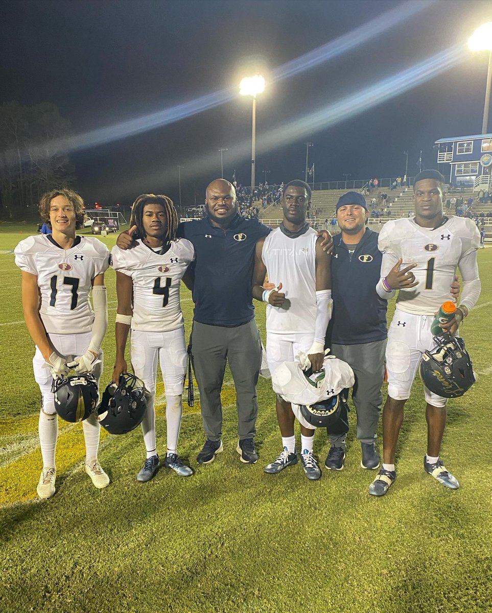 CoachNared's tweet image. I’ll put these guys up against anybody. Hardest receiving core in the state. 

Big time win!!

Super proud. Love the guys I’m blessed to coach!
#WRU