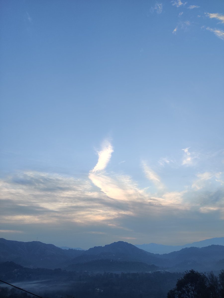 digvijayhr's tweet photo. @ramkid I'm asking those who love the outdoors to post a picture. A picture that YOU took. Just a pic. No description. The goal is to regain peace and harmony without negativity. Please copy the text, put a picture on YOUR page, and let's look at these beautiful pictures.
Here's mine. https://t.co/uQIWgdXqPj