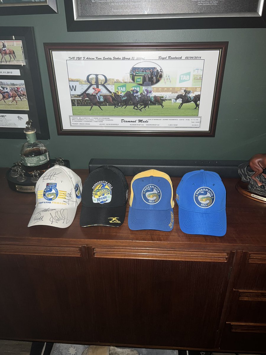 jacqson's tweet photo. My favourite things #PARRAdise #Blantons #Thoroughbreds #DiamondMade https://t.co/k1TicVv9aw