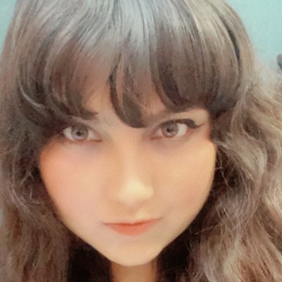 princessFeeBee's tweet photo. #NewProfilePic https://t.co/iLVUE4KJwy