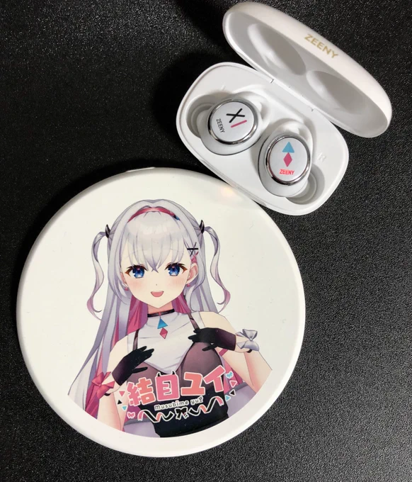届いてた結目さんのイヤホン開封しました!思ってたより音質が良いのとマーク部分をタッチしたら結目さんボイスのあとにiTunesの曲が流れてびっくりした 