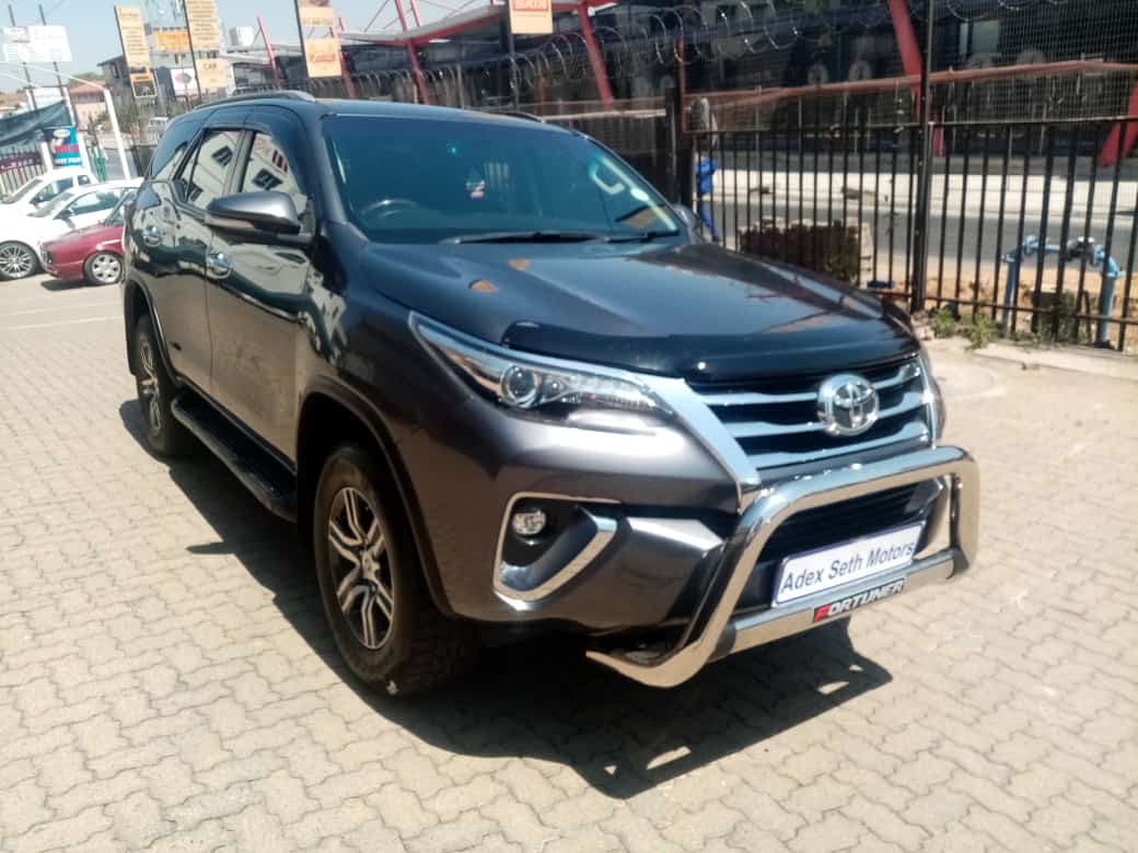 LifeAdex's tweet image. 2016 Toyota Fortuner GD-6  2.8 Diesel Engine Auto matic  km 98000 leather interiors Reverse Camera  Price R 399000 Plc call this number 0726531410 or 0729164359 my address is No 650 louis botha avenue bramley jhb Finance Blacklisted and Rent to own