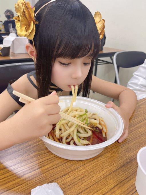 Twitterのコスプレ画像15