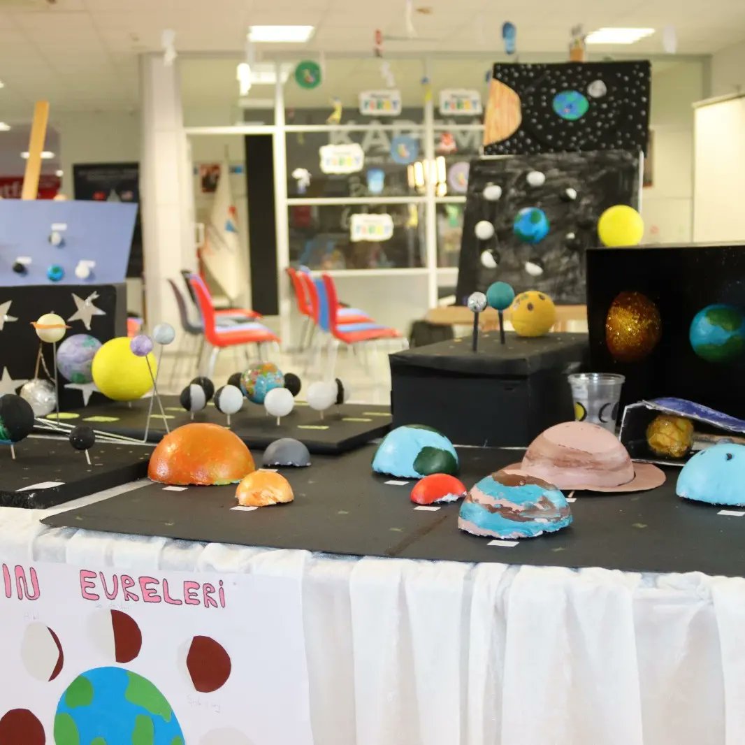 Gökyüzü Gözlem Şenliği 🌍🔭✨
<a href="/bahcesehir_k12/">Bahçeşehir Koleji</a> 
<a href="/akkay_esra/">Esra Akkay</a>