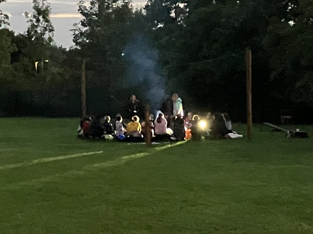 Last night the weather cleared in time for our year 6 to enjoy a great evening of campfire treats and indoor den building and games.