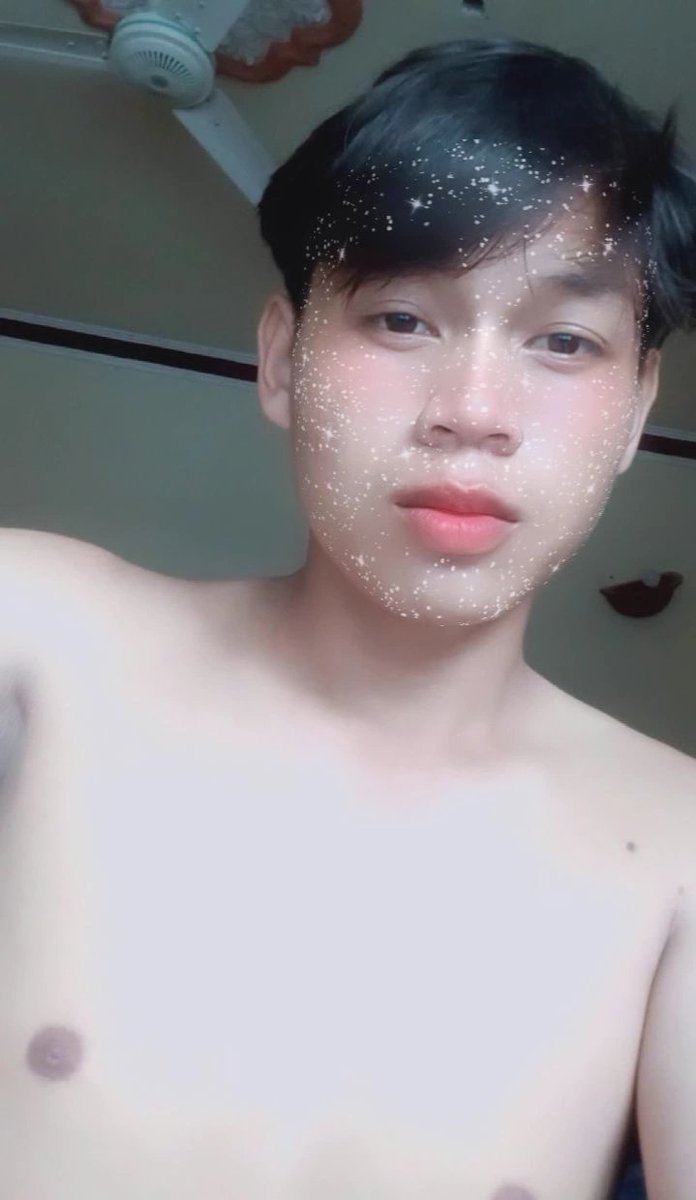 tevda_meow's tweet photo. ផុស Sexxy ❤️💥 មួយចុះ😁❤️
ចង់មានស្នេហាដូចគេដែរ💥❤️💓 https://t.co/D46gkQF3M7