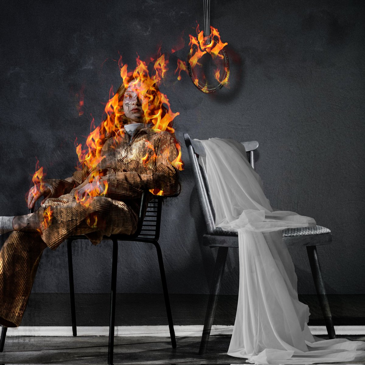 parisaart_ab's tweet photo. @kurinaya_eth ✨New drop✨
I listed "Passing through the fire"🔥
"selfie without portrait" collection 🤍

It's  available on @foundation
0.35 $ETH
Link:
https://t.co/yTA4LEk58d https://t.co/5bZxEn4SdN