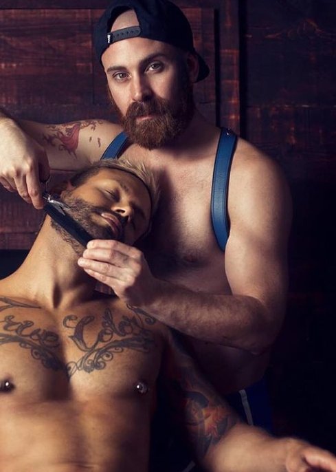 PeterLeatherXXX's tweet photo. Leather Fetish Barber @PeterLeatherXXX is back!!!! Join my⬇️ https://t.co/wLzcQtyHf4 https://t.co/qpBBZDNmQB