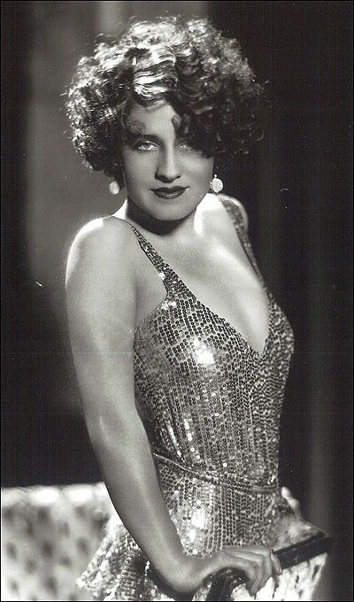 Catherine Curzon tweet media