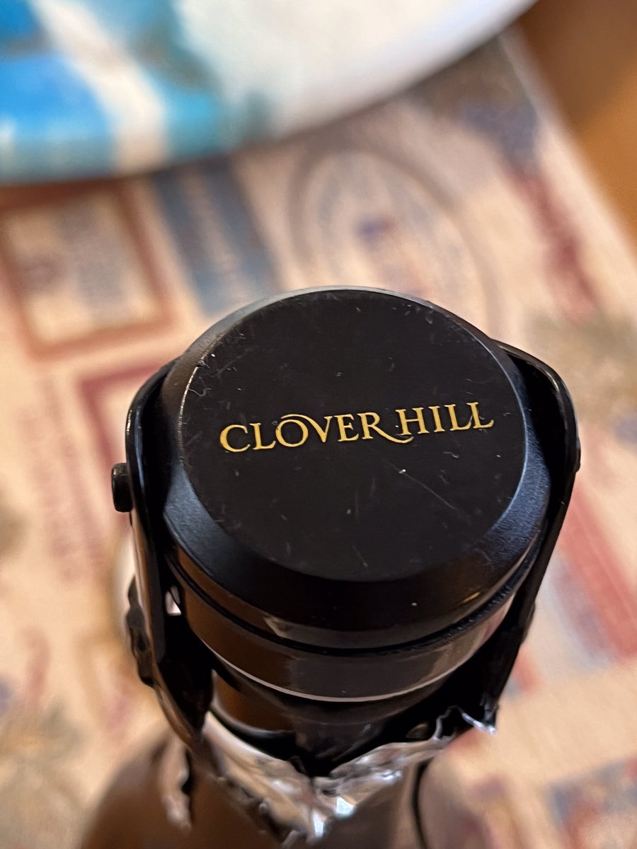bob_dambergs's tweet photo. Another #muselet cap for my collection….and I have a @CloverHillWines bottle sealer given to me by a past Chief Sparkling winemaker @KarinaDambergs https://t.co/LNkq50rfYt