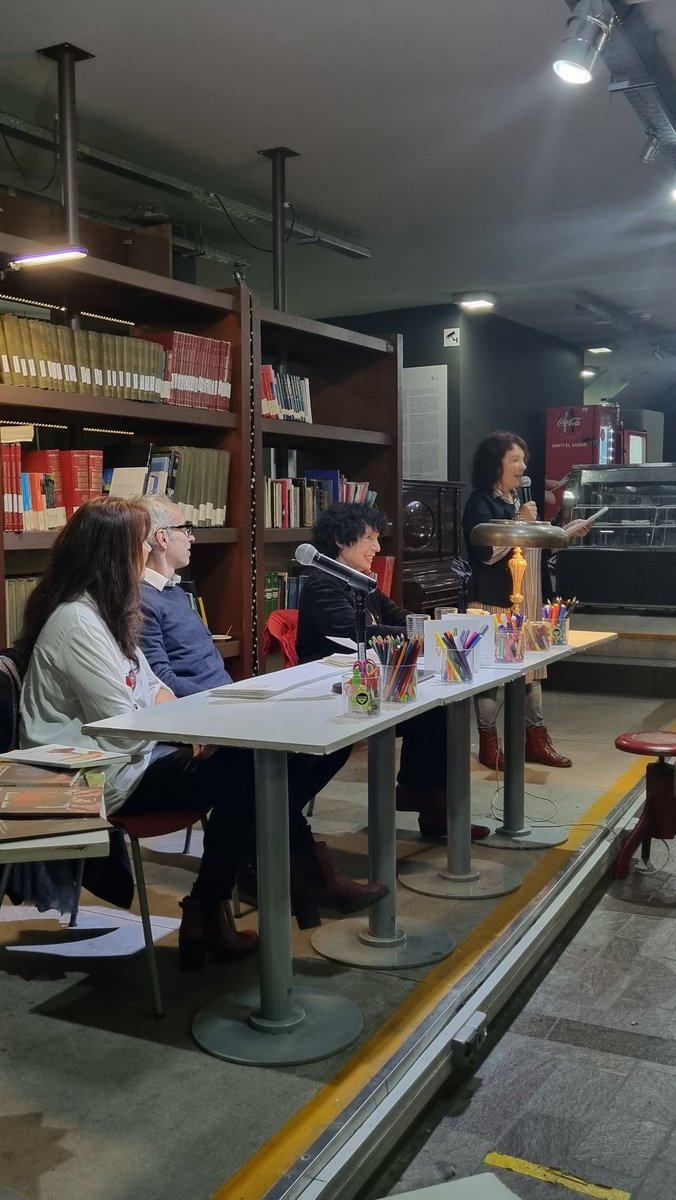 📚🎉 Aniversario de la colección #BIBVAL (Biblioteca de Microrrelatos) a cargo de Luisa Valenzuela, Sandra Bianchi y Carlos Muslera.