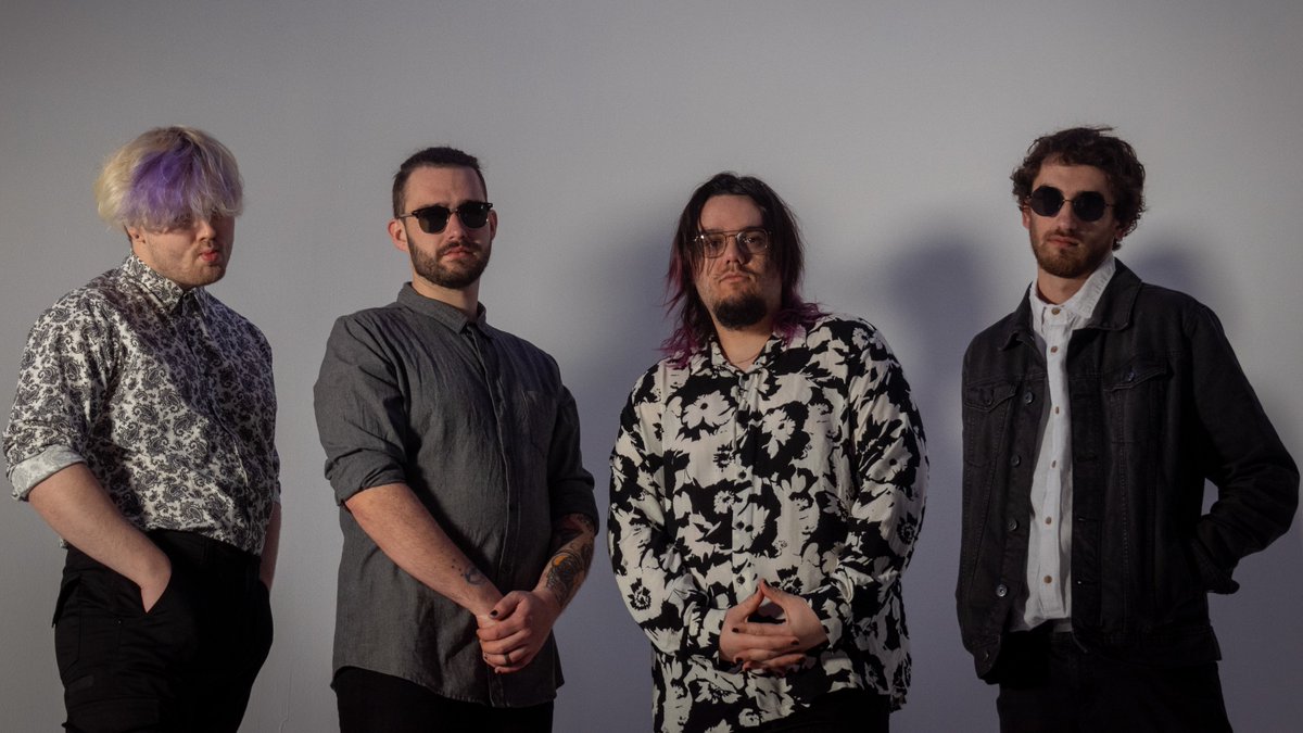 ptlaus's tweet photo. Our next smash hit, 'Univeige', comes out in only 6 days!
Pre-save it now: https://t.co/ZtggYx3O3v

📸 Sophie Smart https://t.co/yW3jj2yJsJ