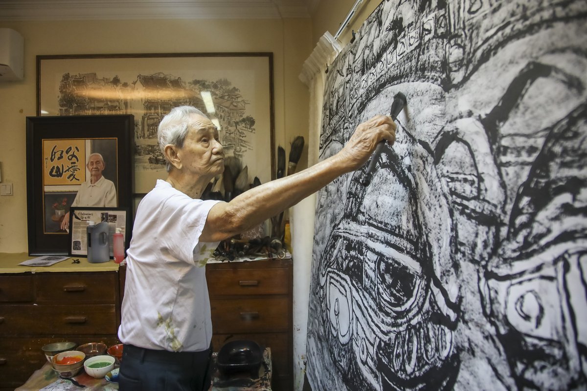 MothershipSG's tweet photo. 102-year-old S'porean artist Lim Tze Peng opens permanent gallery at Ubi, free for public to visit https://t.co/uP8PDLJ7AQ https://t.co/4ImCawfJqW