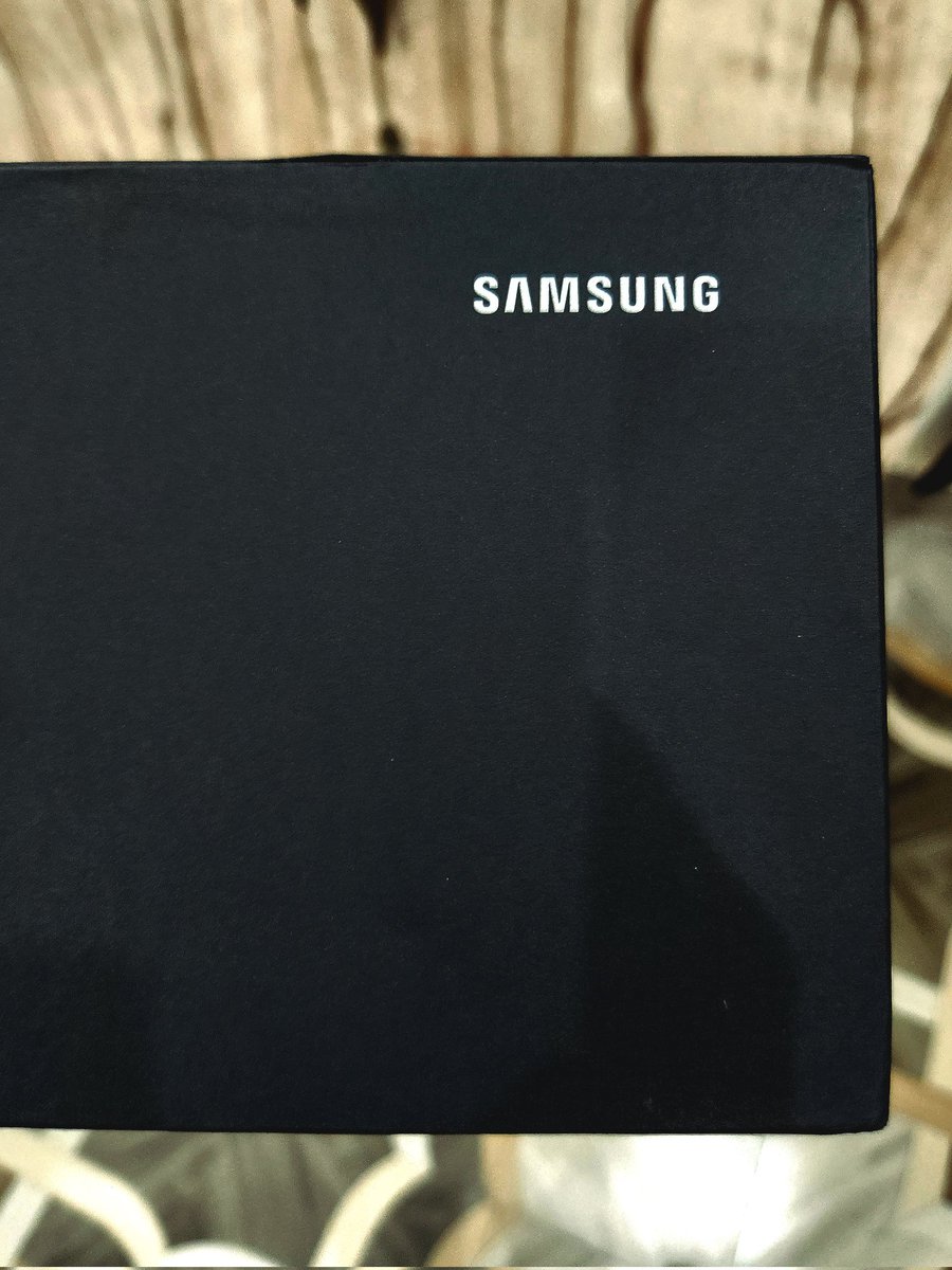 yash_developer's tweet photo. Something is coming up 😃
Stay tuned
#Get10withSamsung
#Collab with @SamsungIndia @AxisBank #SamsungMakers #SamsungMembers #WithGalaxy https://t.co/uhF8eVf5WH
