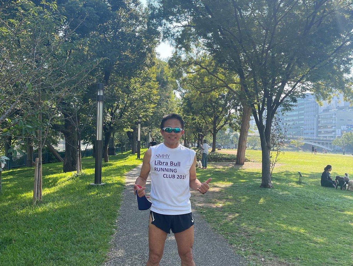kackybgoode's tweet photo. 秋晴れ☀️
中之島ランニングコース RUN🏃‍♂️💨
バラ園🌹素晴らしさに驚きましたー😍
気持ちよかー↗️
スポーツの秋楽しみましょー😄
チェストー‼️↗️

#中之島公園　#中之島ランニングコース https://t.co/DQmmLWMSxs
