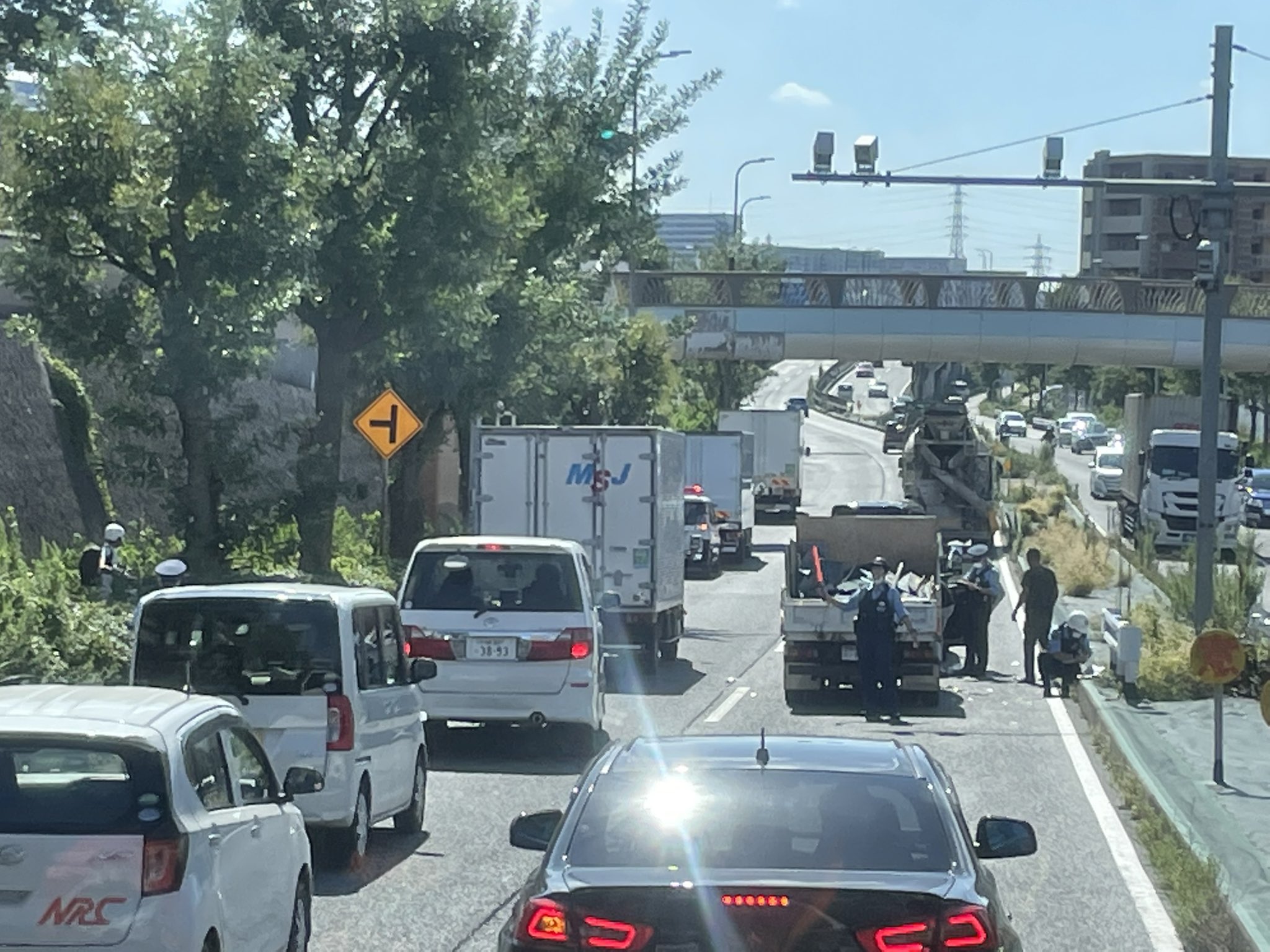 玉突き Twitter Search Twitter