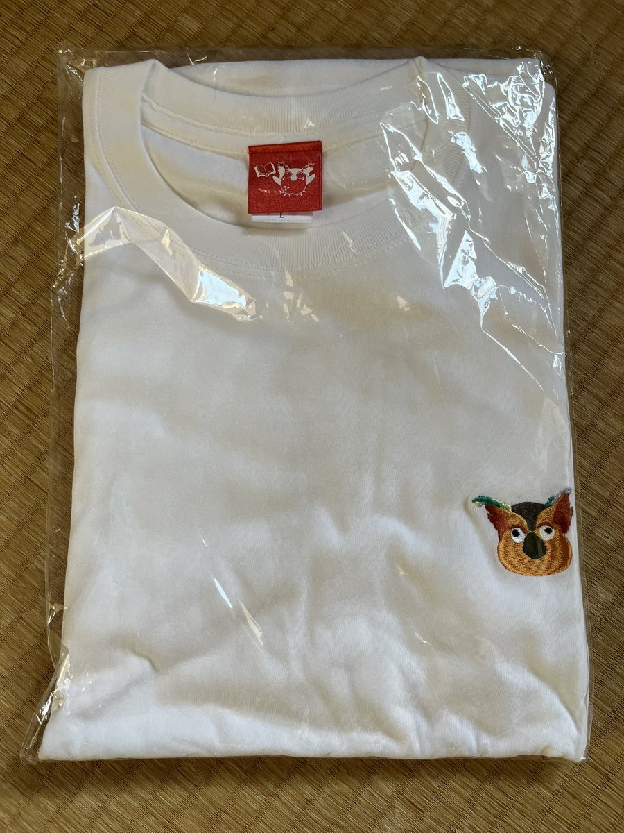 Akkey112's tweet photo. ブッコローが我が家に‼️
うれしーい😆
Tシャツの刺繍は、思ったより大きくて、存在感があります✨
ゆーりんちーとして、このTシャツを沢山着て、#ゆうせか を広めていきます😁

#ブッコロー
#ゆーりんちー
#ゆうせか https://t.co/puj3Q7WM5s