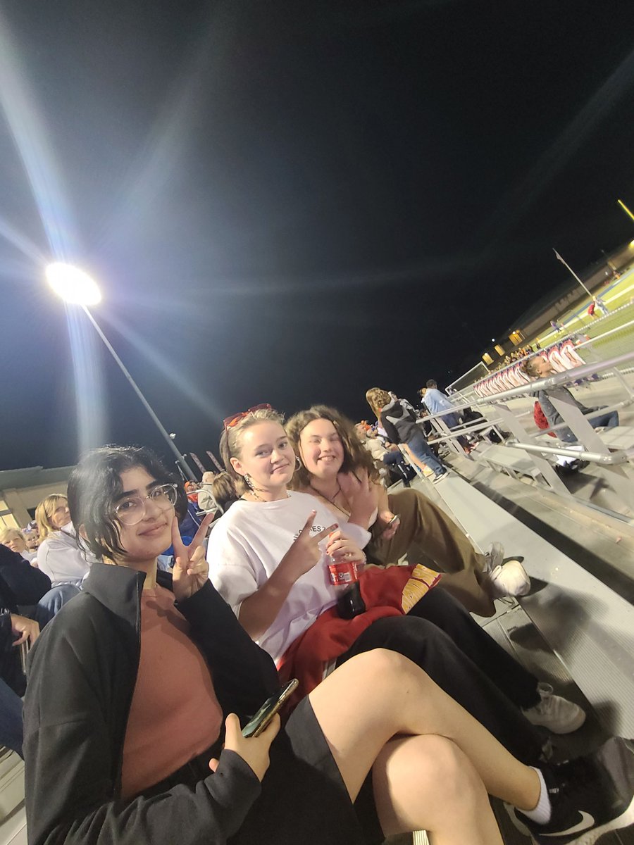 3DE-Olathe East tweet media