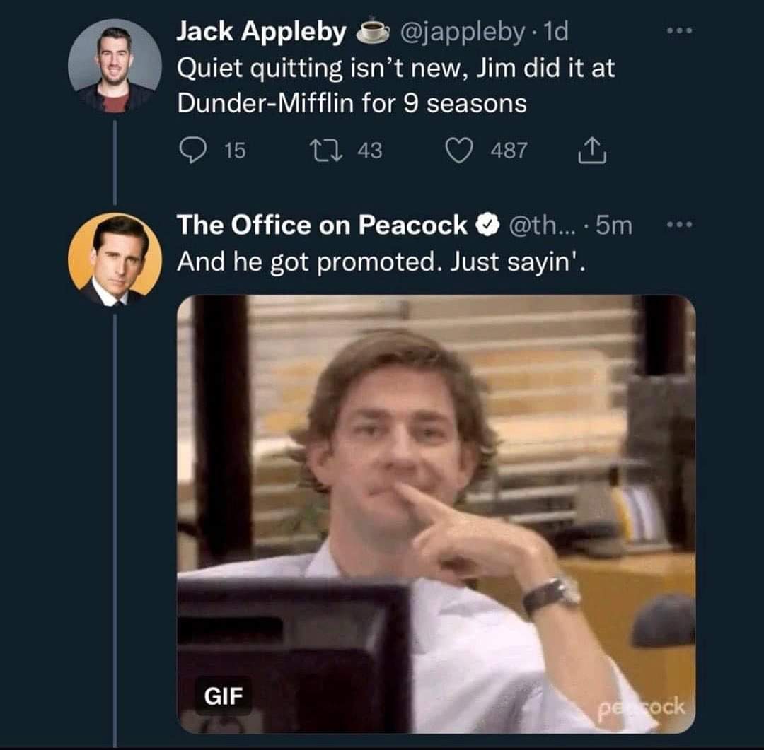 UnParMillennial's tweet photo. Un par de millennials es canon en the office https://t.co/gadq4yfLxt