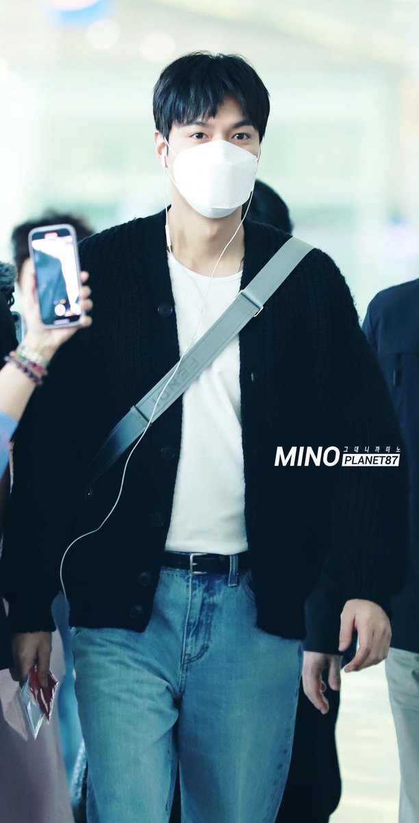 eunsil0223's tweet photo. 20220930_ICN 출국
백만년만의 미노 출국 사진!
멋짐과 이쁨을 흩뿌린 존잘님~
덕분에 무한 행복~♡♡♡ https://t.co/c6tQ3THBLI