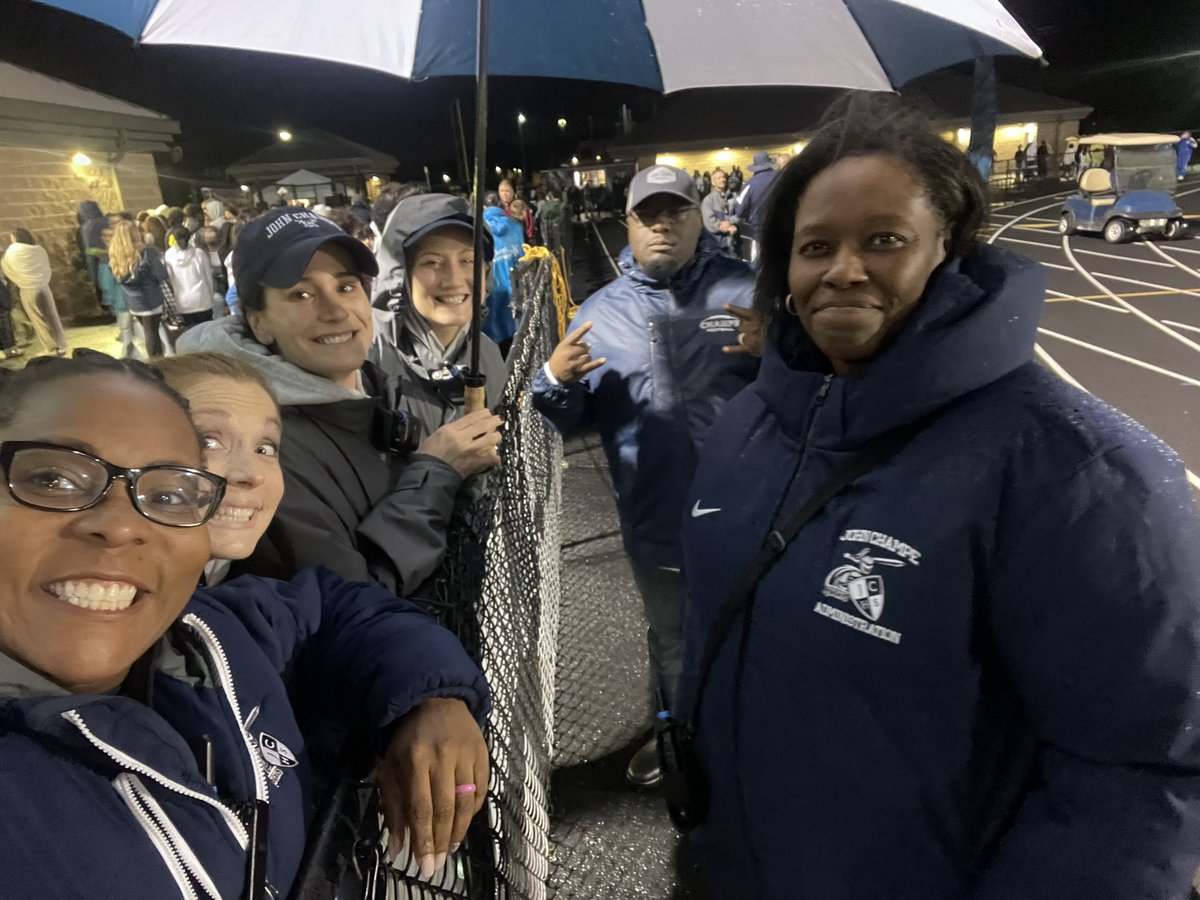 sdavis1908's tweet photo. Amazing HoCo game with the #KnightCrew! A little rain but all smiles during this victory for the Knights! @SolomonTWright1 @mbonner_Champe  @MsDRJohnson1 @Tara_Woolever 
 @AlyciaHakes 
 @TheChampeAD @ChampeKinz  #jchsriseup #champeexcellenceeverywhere https://t.co/BxBLCIzVS5