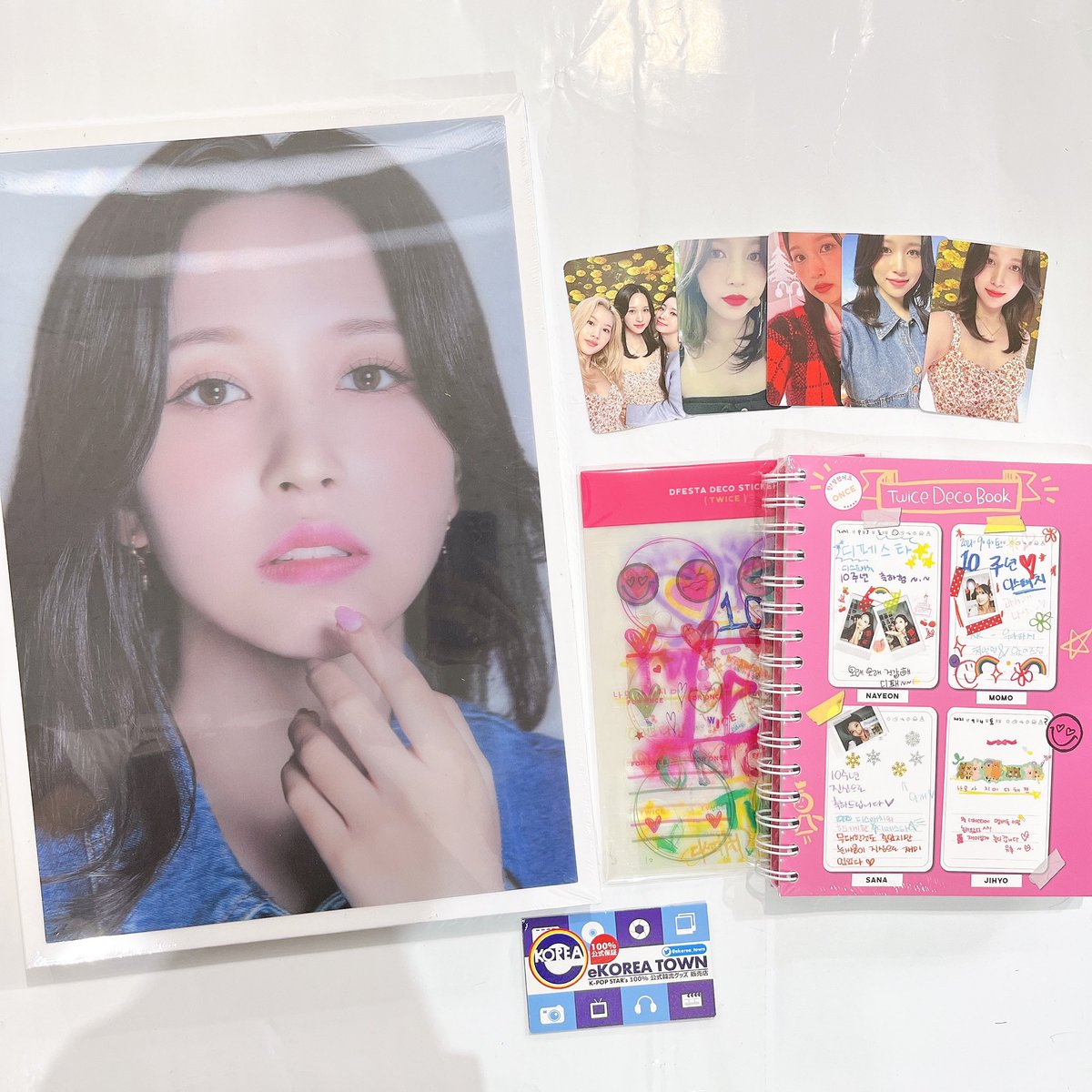 ekorea_town's tweet photo. - ̗̀📣Dicon 入荷情報- ̗̀📣
DICON D’FESTA : Dispatch 10th Anniversary
1階にて販売中です♥️
こちらはTWICE💖
みんなかわいいですね〜☺️
#Dicon #Dispath #TWICE #SANA #MOMO #DAHYUN #MINA #once
#写真集 #ekorea #鶴橋 https://t.co/PVj75KLm3f