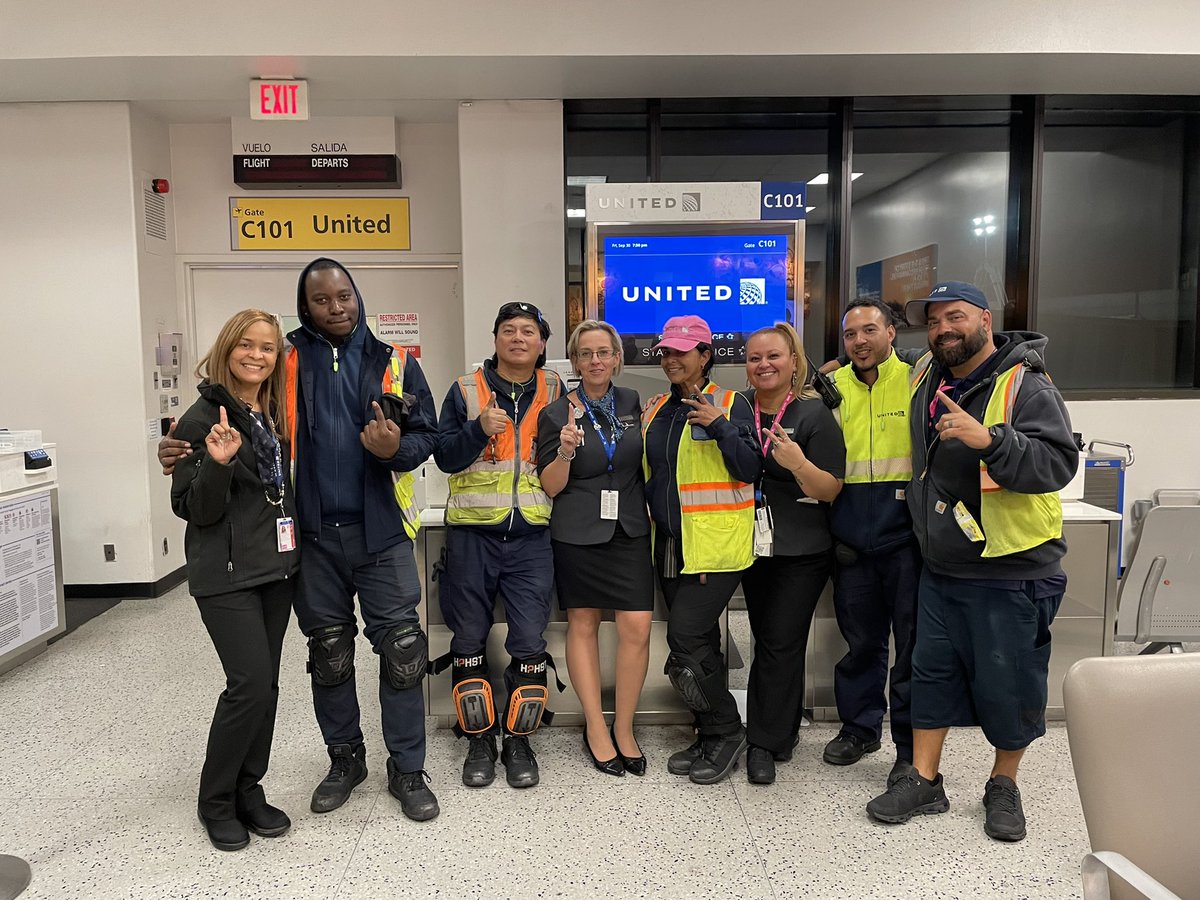 Trinidad Benitez (@trinibenitezua) on Twitter photo May this be the beginning of a successful journey. What your mind can perceive you have achieved! Congratulations for finishing your core4 training with honors! You ...congratulations Suzan, Wendy & Carlos team. <a href="/MikeHannaUAL/">Mike Hanna</a> <a href="/KevinSummerlin5/">Kevin Summerlin</a> <a href="/BsquaredUA/">Bradley Boyd</a> <a href="/SalangaJ/">Jonathan Salanga</a> May this be the beginning of a successful journey. What your mind can perceive you have achieved! Congratulations for finishing your core4 training with honors! You ...congratulations Suzan, Wendy & Carlos team. <a href="/MikeHannaUAL/">Mike Hanna</a> <a href="/KevinSummerlin5/">Kevin Summerlin</a> <a href="/BsquaredUA/">Bradley Boyd</a> <a href="/SalangaJ/">Jonathan Salanga</a>