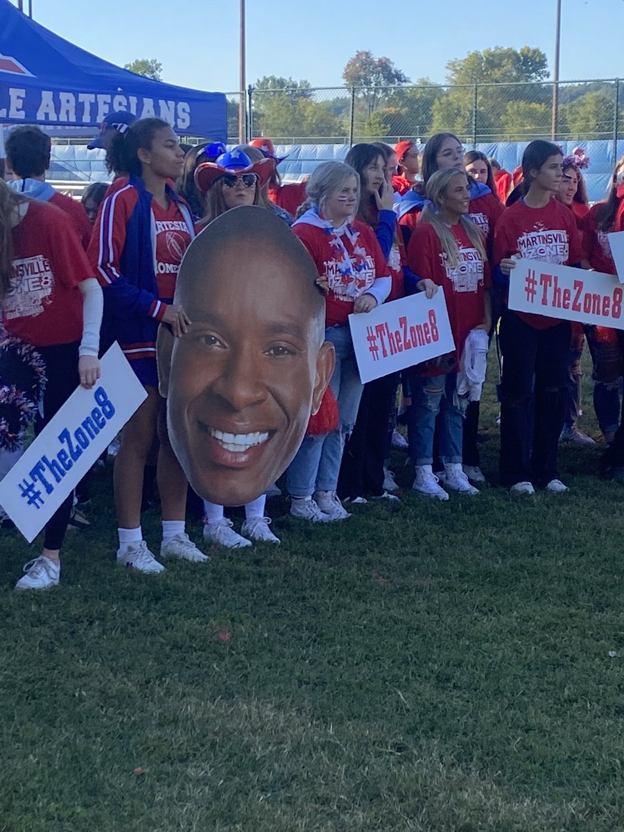 ArtesianNation's tweet photo. Thank you @ACwishtv for visiting Siderewicz Field and home of the Artesians! #wewantthebanner https://t.co/nFBbhxXUcI