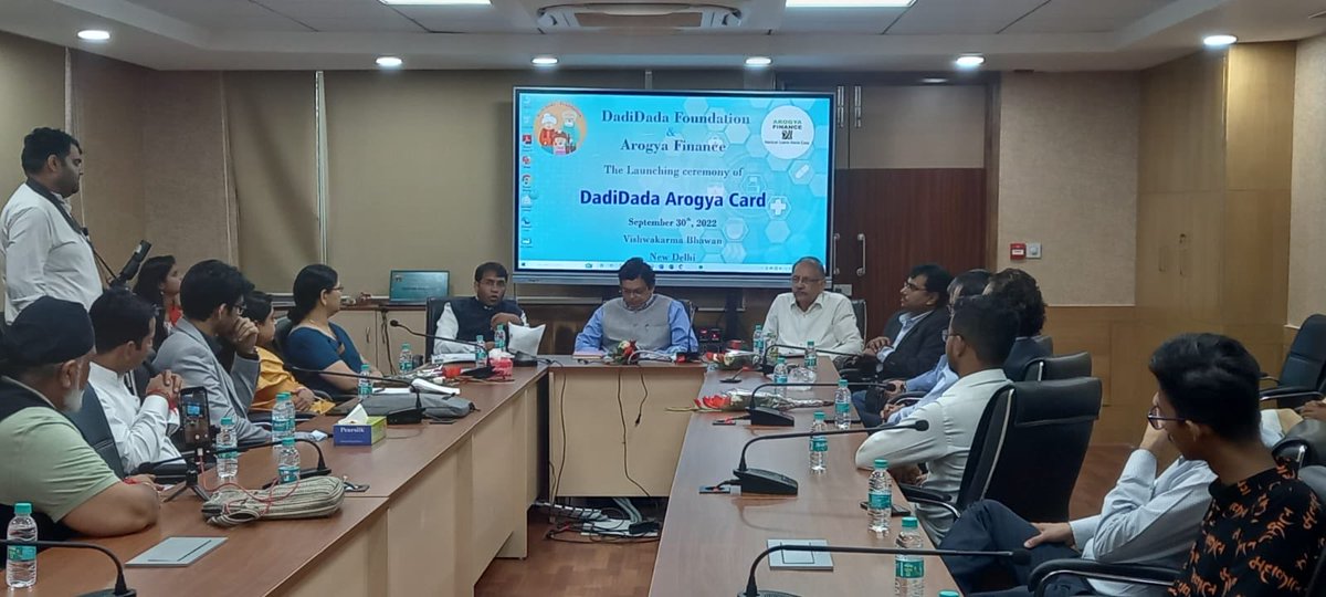 gopalkagarwal's tweet photo. कल ⁦@DadidadaF का⁩ #दादीदादा_आरोग्य कार्ड दिल्ली में लाँच किया।सभी सामाजिक प्रतिबद्धता के लोग एवं संस्थान की भागीदारी रहीं। #मुनीशंकर जी वरिष्ठ नागरिकों के लिये महत्वप���र्ण भूमिका निभा रहे हैं
⁦@BJPCentralMedia⁩ ⁦@BJP4Delhi⁩ ⁦@blsanthosh⁩ ji ⁦@MSJEGOI https://t.co/7AcCJmsB1q