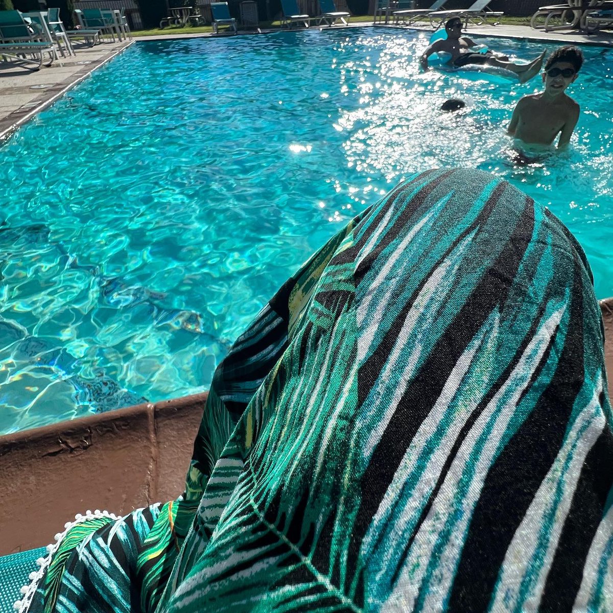 mmawifey's tweet photo. 💦 The Last Dip 🩳
#lastdip #fall #pooltime #newseason 🍂
El Paso
9.30.2022 https://t.co/VTuCn3RYt0