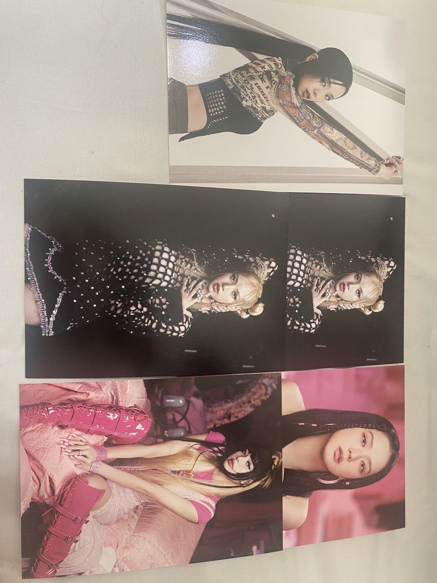 mrmk216's tweet photo. BLACKPINK トレカ交換　買取

【譲】画像参照
【求】ジェニ

持ち合わせが少ない為買取も考えております。
ご検討よろしくお願い致します。
#トレカ交換　#BLACKPINKトレカ交換 #BLACKPINK交換 #BLACKPINKトレカ https://t.co/m6CvIGZxwi