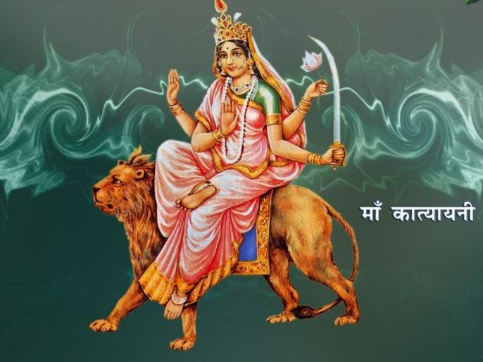 माँ दुर्गा का छटवां स्वरूप 'कात्यायनी ' #चन्द्रहासोज्वलकरा_शार्दुलवर_वाहना 🌺 #कात्यायनी_शुभं_दद्ध्यादेवी_दानवघातिनी कहा जाता है कि ऋषि कात्यायन की पुत्री के रूप में प्रकट होने के कारण देवी के इस स्वरूप का नाम कात्यायनी पड़ा. इन्हें युद्ध की देवी माना जाता है.🙏जय माता दी 🙏
