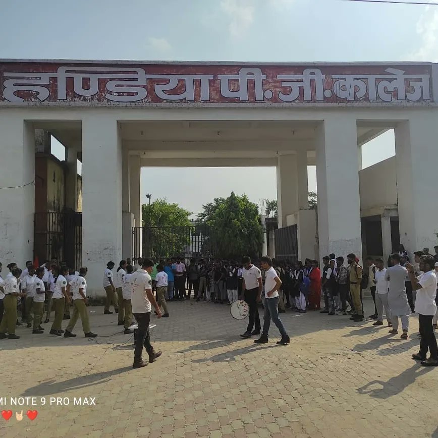 HUMANITYInTrust's tweet photo. Yesterday, #RideForRed team reached major places like Subhash Chauraha, Andawa Chauraha, Handia PG College Handia, Hanumanganj and Company Garden Gate 1 of Allahabad and make aware people for #BloodDonation by #Nukkad_Natak. #HUMANITY_INDIA_TRUST #HIT https://t.co/ynZIDbpAMA