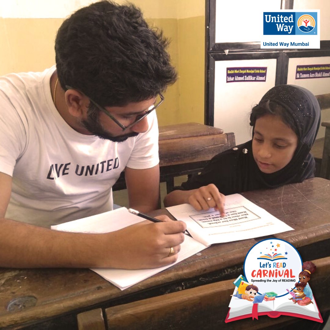 UWMumbai's tweet image. Under #LetsREAD UWM conducts #readinglevel tests to measure the highest level that a child can easily read. This is not an evaluation and merely determines the level of books that the children can read so that we can provide them with appropriately curated multilingual book sets.
