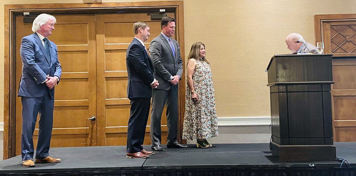Alabamaworkcomp's tweet image. Tonight at the Workers&apos;​ Injury Law &amp;amp; Advocacy Group’s President’s Dinner, David Nomberg was sworn in as the next officer of WILG. David will serve as the organization’s Secretary for 2022-2023. 

#WILGWarrior #WILG #ALworkcomp
