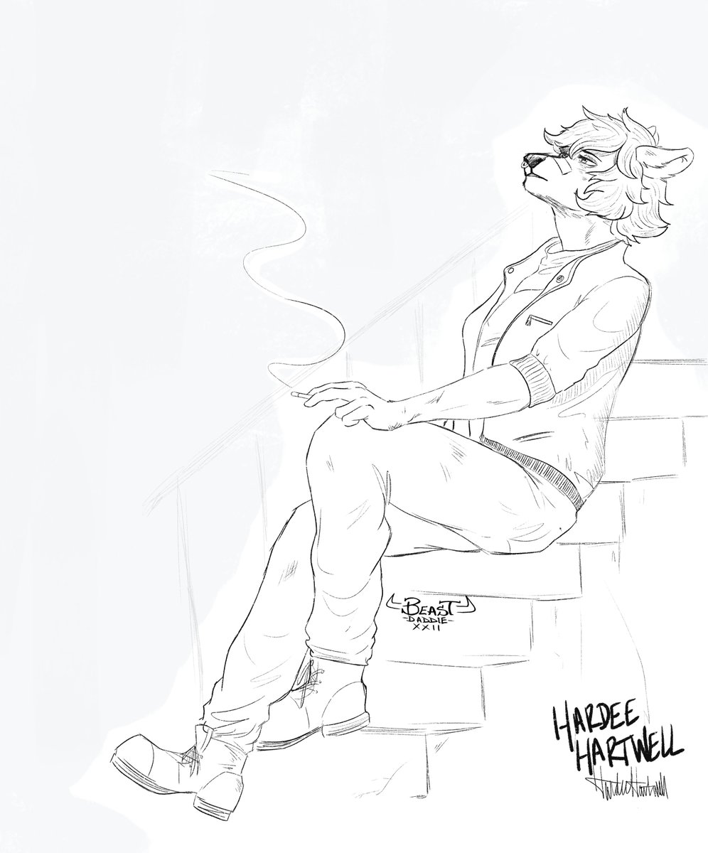 WereableSquad's tweet photo. Hardee thinkin' about life... well, probably her bike. https://t.co/QqpRAIn8Sr